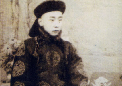 爱新觉罗&middot;溥儁差点成了清朝最后一个皇帝，他的晚年生活怎么如此落魄不堪？