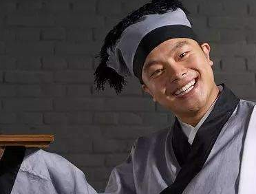 古时候的服务员为何叫店小二 这个称呼又是怎么来的呢