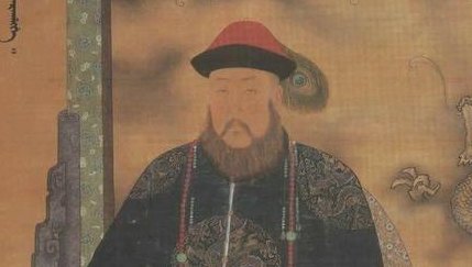 清朝时期,见皇帝时不用下跪的是哪些人?