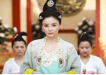 文恭妃为什么会被打入冷宫？20来岁就忧虑而死