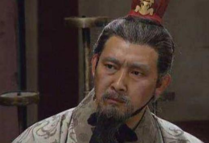 姜维当初掌握蜀汉大半部分军队 姜维为什么会怕一个小小的宦官黄皓