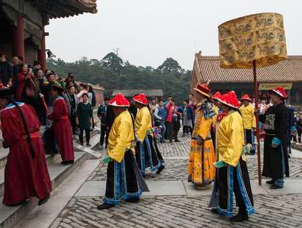 雍正登基坐上皇位之后 雍正第一件事为何要杀邬思道