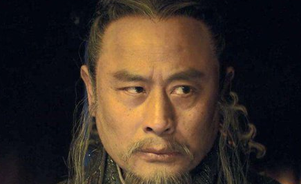 曾拥护胡亥成为秦二世的李斯，为何会落得个被腰斩的下场？