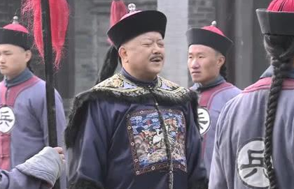 和珅赈灾的时候为什么要往粥里丢沙子 事实证明和珅确实是一个人才