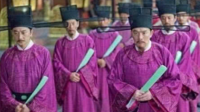 揭秘：宋朝大臣上朝时手里拿的板子有什么作用？