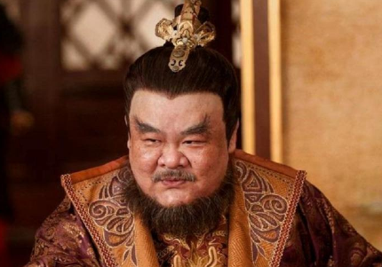 安禄山得宠后无法无天，为何唯独忌惮李林甫？