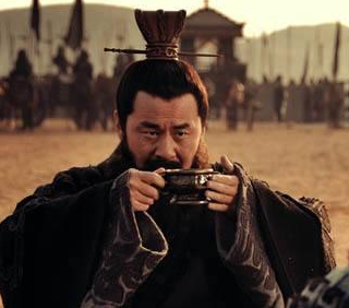 袁绍为何没能统一天下？他最大的失误是什么？