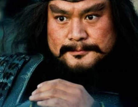 张飞能屡次挑战吕布 实力靠前的关羽为何不敢战吕布