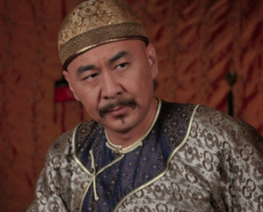 她只是乾隆一个小小的侍妾，为何最后能和乾隆合葬？