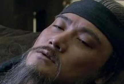 庞统比肩诸葛亮，为什么会毁在刘备手上？
