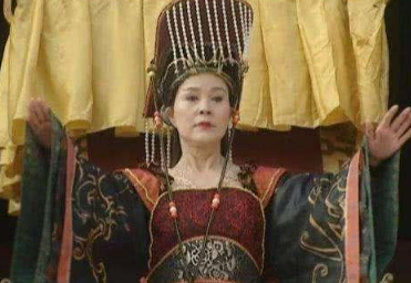 裴炎为什么写了两个字就被处死了？原因是什么