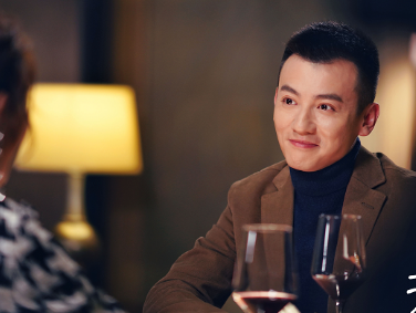 《幸福触手可及》是安扮演的是谁？演绎职场精英