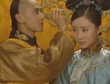 董鄂妃出身并不好，顺治为什么会百般疼爱她？