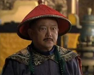 和珅为什么会得到乾隆的庇护？靠的是钱吗