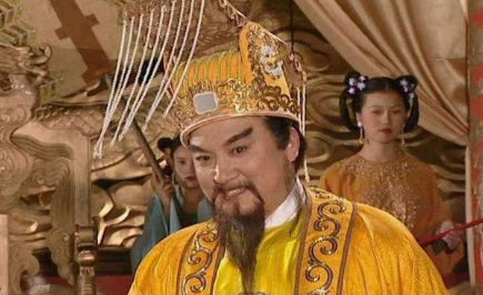 《西游记》中的李世民见了观音菩萨为什么不跪？