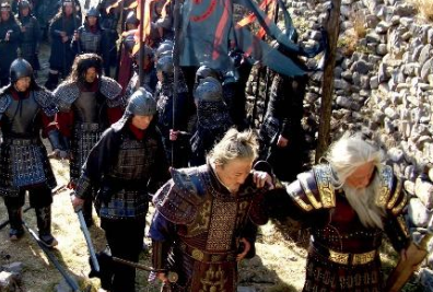 历史上最冷血无情的皇帝，妻子自杀谋臣离开