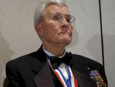 斯韦尼为什么说对日本进行原子轰炸是必要的 理由是什么