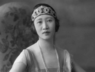 她是民国时尚女王，看似风光却一生没得到过爱情