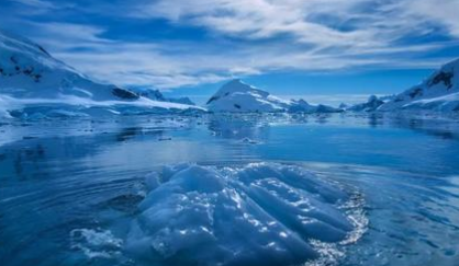 南极：世界上风力最大的地区，年平均风速19.4米7秒