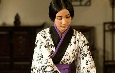 古代端茶送客到底是什么样 为何端起茶杯就是送客呢