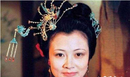 红楼梦中尤氏的故事是怎样的？尤氏的结局如何？