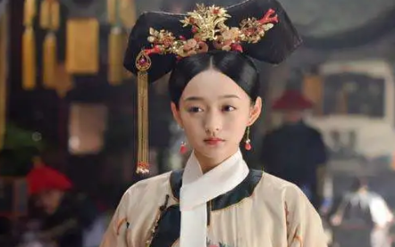 未经选秀直接入宫，怡嫔最后为什么失宠？