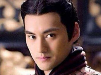 王莽在昆阳大战时，用四十万人对战刘秀三千人为什么还会输？