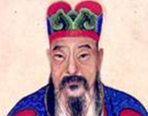 唐初四大家之一的褚遂良，他在书法艺术方面有哪些成就？