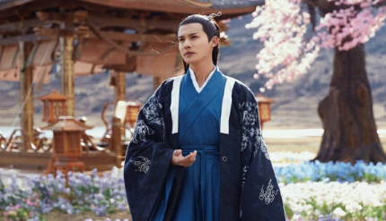 李煜词中“春花秋月何时了”要表达的是什么情感？