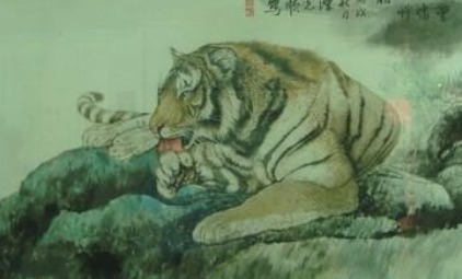 中国智慧故事之马与虎斗，这篇故事有什么哲理启示？