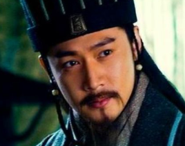 诸葛亮为什么不选择待在汉献帝身边，寻找复兴汉室的办法？