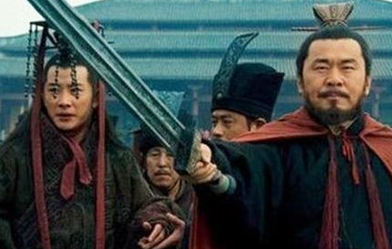 曹彰作战勇猛，为何曹丕却不给他军权呢？