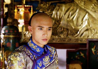 康熙嫡子胤礽监国期间深受百官好评，为何后来会被康熙废掉？