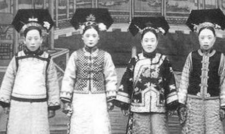 清朝妃子脖子上的白领巾是什么 这个白领巾到底有什么作用