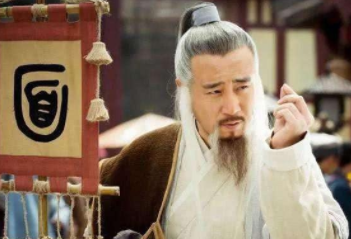 《封神演义》中的姜子牙是强化了还是弱化了？历史上的姜子牙是怎么样的？