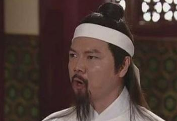 当世大儒方孝孺为什么会被诛十族？方孝孺该被称赞吗？