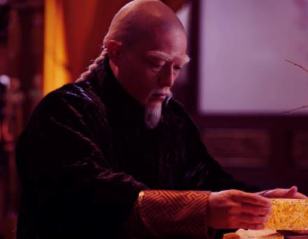 乾隆皇帝到底有多心机 乾隆死后留给嘉庆一笔巨款