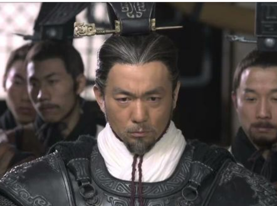 当年范雎向秦昭王进言9个字导致白起被杀，可谓是字字诛心