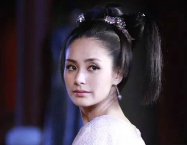 上官婉儿有什么才能让她十四岁即为武则天执掌诏命？