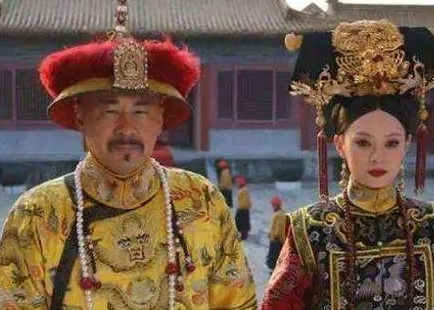 乾隆一生有50多个妃子 嘉庆上位之后是怎么处理这些人的