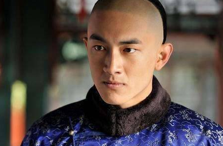 永璇为什么会被乾隆厌弃？成为清朝最长寿皇子