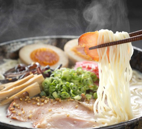 日本拉面的诞生背景是什么？揭秘日式拉面的起源
