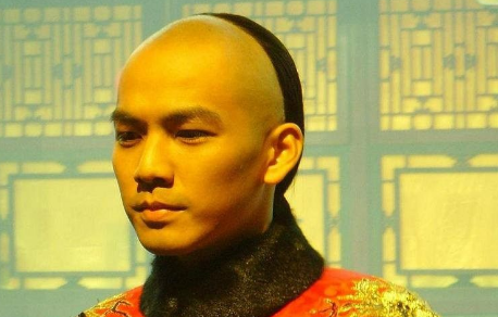 洪承畴做了大官衣锦还乡，他的母亲为什么要骂他？