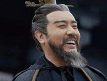 皇帝命令儿子射杀幼鹿，儿子不肯后来被册立为太子