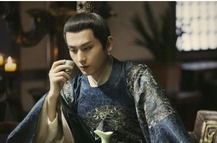 《长安诺》将在9月播出，这部剧由成毅与杨超越联袂出演