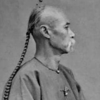 清朝时期洗头是一件奢侈的事情 那么男子一般多久头上的辫子呢