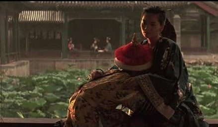 古代皇室为什么要请奶娘 自己喂养孩子不是更好吗