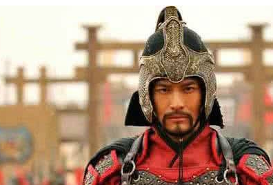 岳飞为何能够纵横沙场？他的武器有何特殊之处？