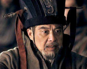 从资历和战功的角度分析，程普为什么能成为&ldquo;江表之虎臣&rdquo;之首？