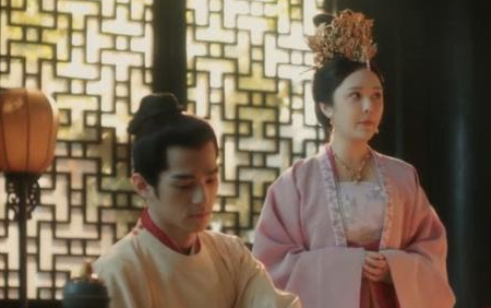 古代一贵妃去世，皇帝却用皇后的礼制厚葬她